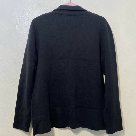 NWT J.Crew Factory 100% cotton blazer in classic black.Has 2 pockets.Size M - Picture 4 of 6